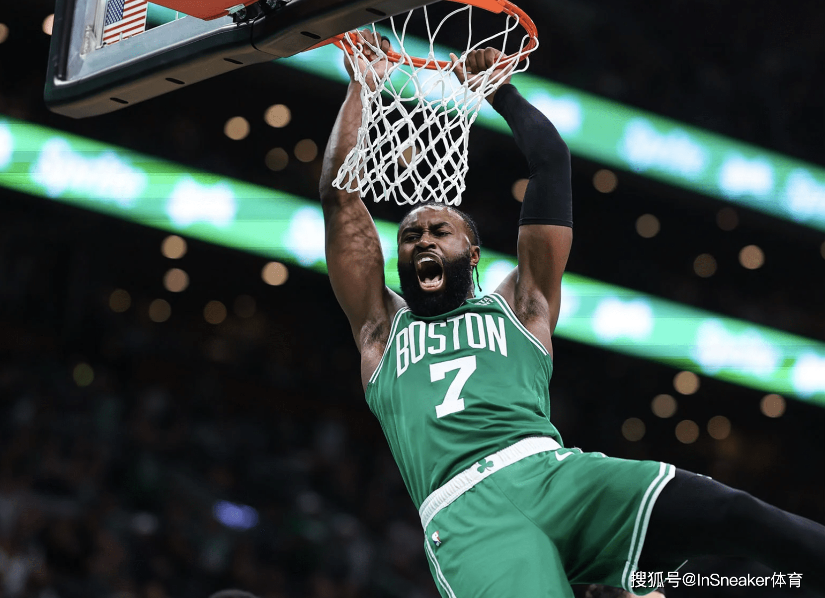 但在詹姆斯 但在詹姆斯