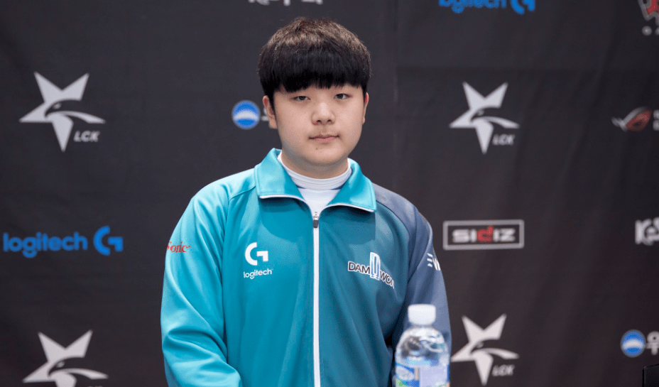 杯上屡屡成 杯上屡屡成