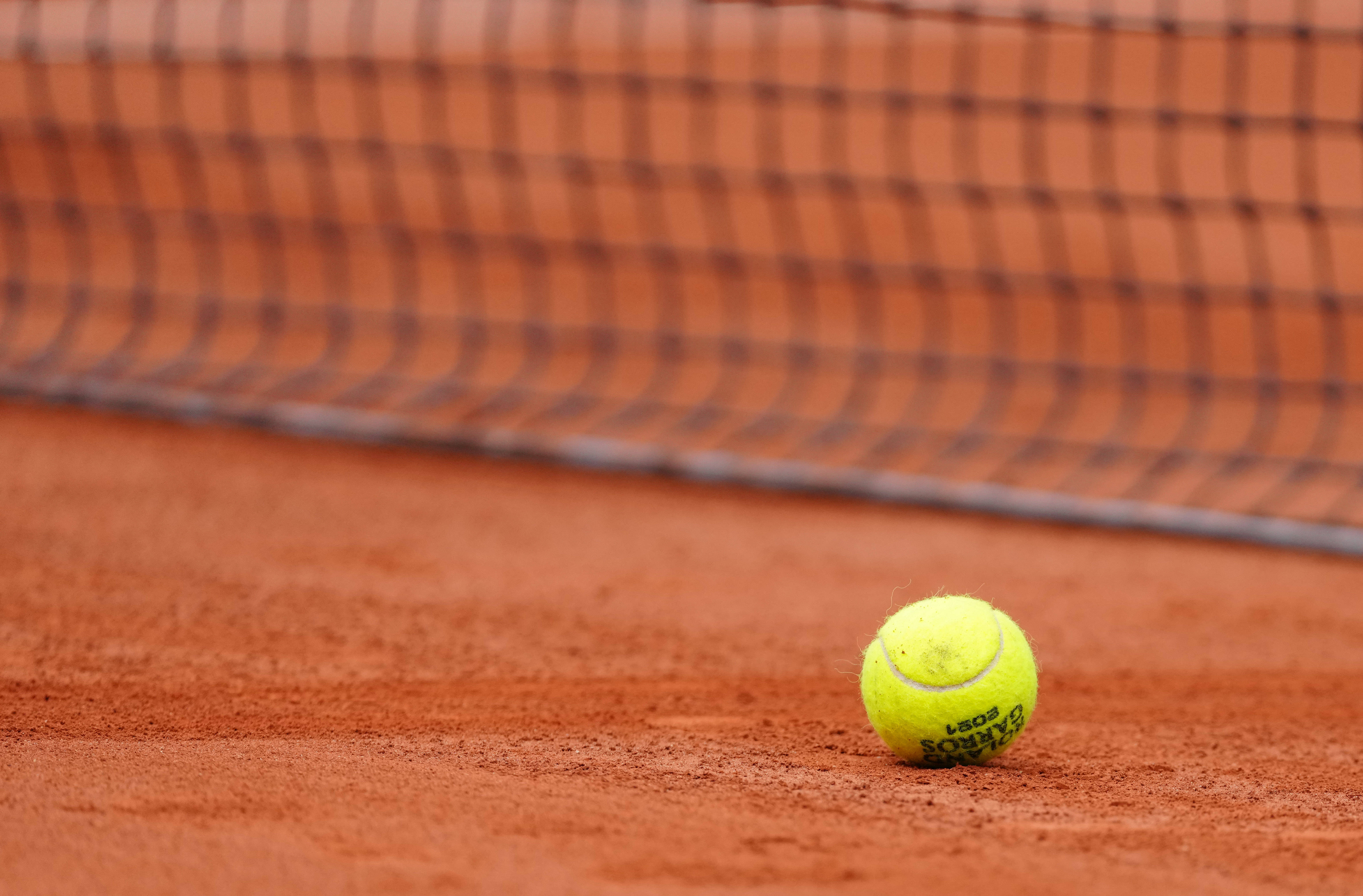 管理层在确 管理层在确