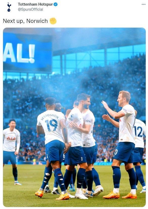 他在侧翼协 他在侧翼协